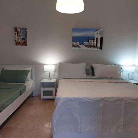 Esther Guest House Castel Volturno Εξωτερικό φωτογραφία