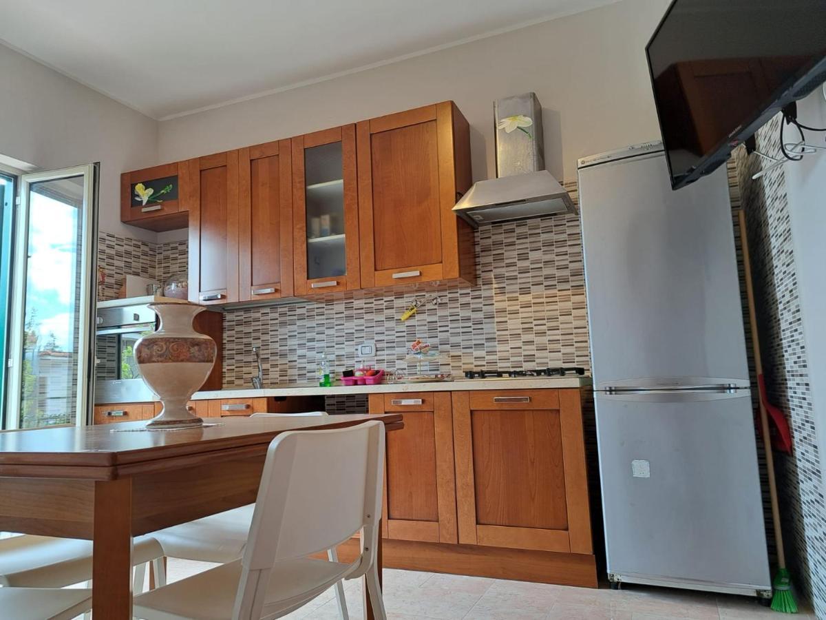 Esther Guest House Castel Volturno Εξωτερικό φωτογραφία